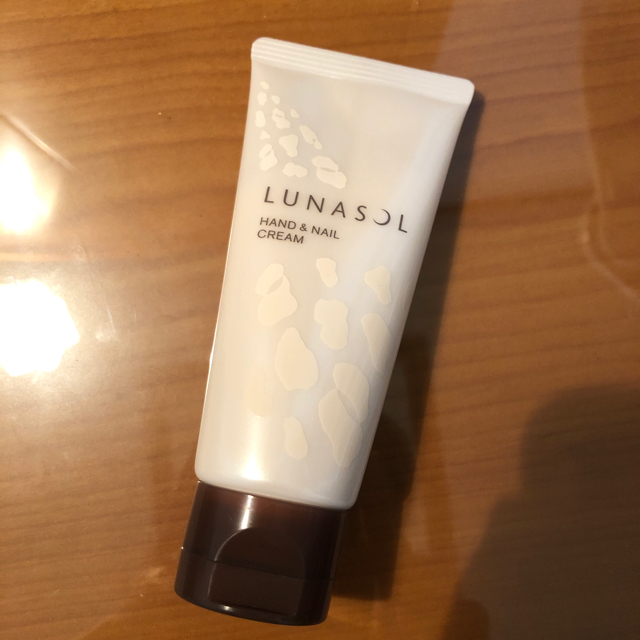 LUNASOL(ルナソル)のハンド&ネイルクリーム コスメ/美容のボディケア(ハンドクリーム)の商品写真