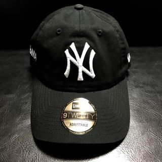 モマ(MOMA)の新品 NEW ERA NY YANKEES × MOMA ヤンキース キャップ(キャップ)