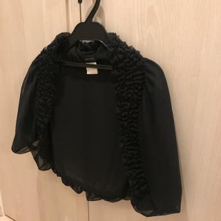 メルローズ(MELROSE)の美品 フリルつきボレロ ブラック(ボレロ)