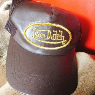 ボンダッチ(Von Dutch)のVonDutch　メッシュキャップ　ブラウン(キャップ)