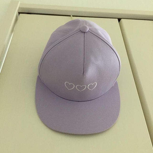 WEGO(ウィゴー)のWEGO ❤︎キャップ レディースの帽子(キャップ)の商品写真