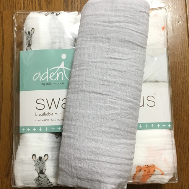 aden+anais(エイデンアンドアネイ)のsevensister7様専用♡ キッズ/ベビー/マタニティのこども用ファッション小物(おくるみ/ブランケット)の商品写真