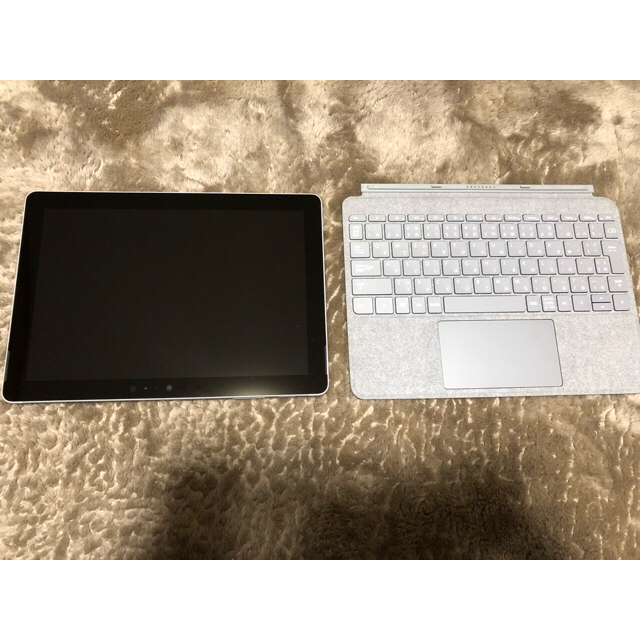 Microsoft(マイクロソフト)のsurface go/メモリ8GB/lte advanced キーボード付き スマホ/家電/カメラのPC/タブレット(ノートPC)の商品写真