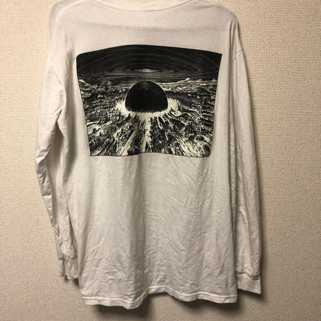 supreme akira ロンT Tシャツ 白 ネオトーキョー supreme akira ロンT Tシャツ 白 ネオトーキョー