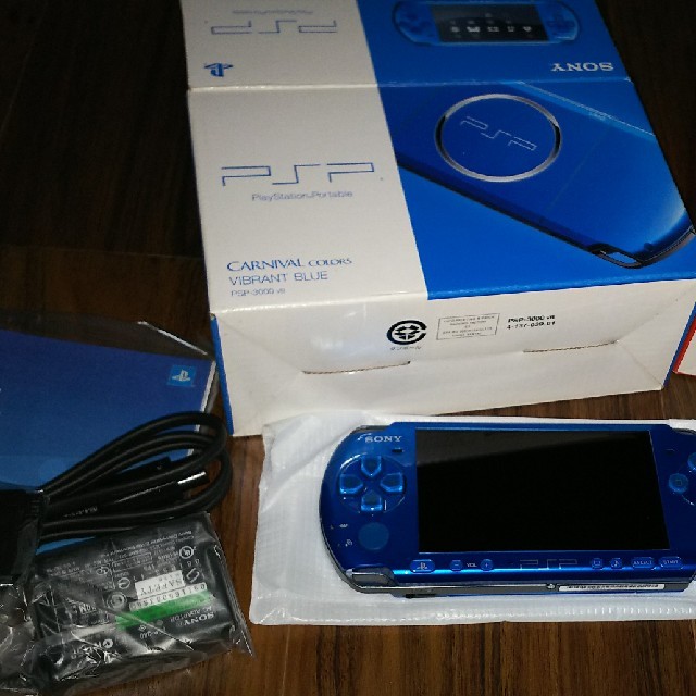 PSP3000 バリューパック ホワイト/ブルー ピンク 2台セット ソフト付き