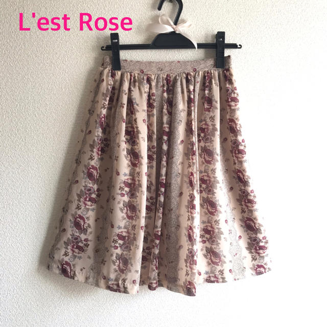 L'EST ROSE(レストローズ)の【美品】レストローズ レース × 薔薇 シフォンスカート レディースのスカート(ひざ丈スカート)の商品写真