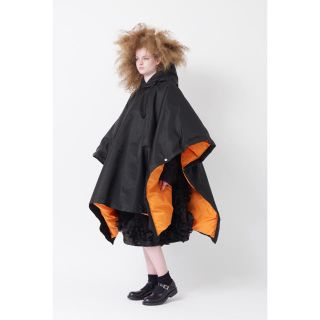 コムデギャルソン(COMME des GARCONS)のコムデギャルソン コムコム ダウン ポンチョ 2018AW(ダウンコート)