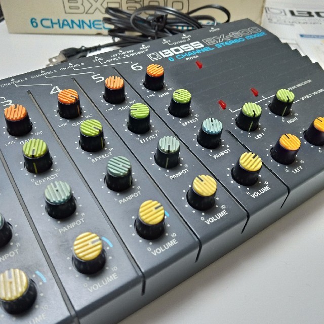 BOSS(ボス)のBOSS BX-600 6チャンネル ステレオ ミキサー 楽器のレコーディング/PA機器(ミキサー)の商品写真