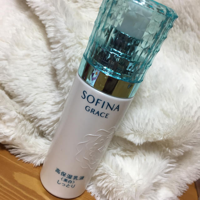 SOFINA(ソフィーナ)の新品 ソフィーナグレイス 乳液 コスメ/美容のスキンケア/基礎化粧品(乳液/ミルク)の商品写真