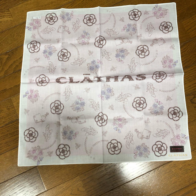 CLATHAS(クレイサス)のCLATHAS ハンカチ レディースのファッション小物(ハンカチ)の商品写真