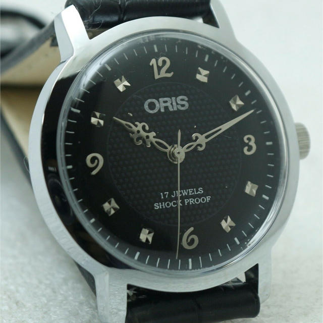 ORIS(オリス)のオリス ブラックフェイス 機械式腕時計 メンズの時計(腕時計(アナログ))の商品写真