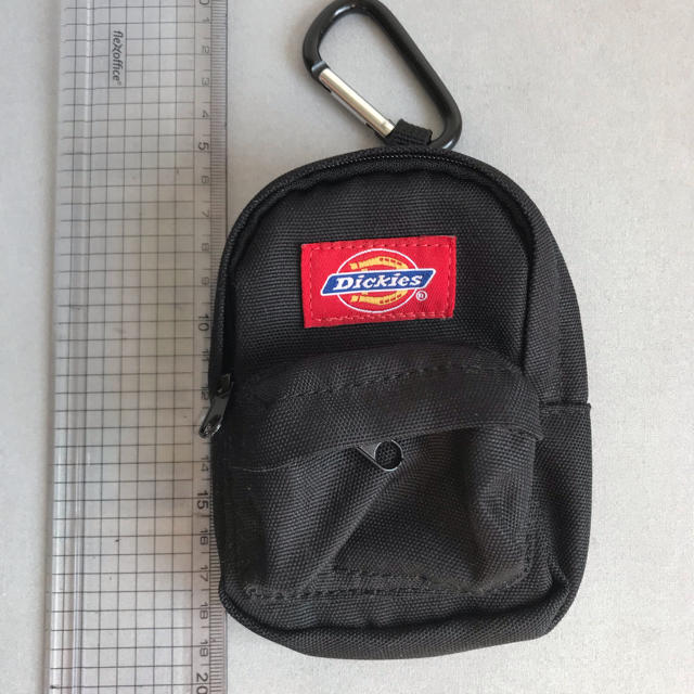 Dickies(ディッキーズ)のDickyies リュック型ミニポーチ カラビナ付き レディースのファッション小物(ポーチ)の商品写真