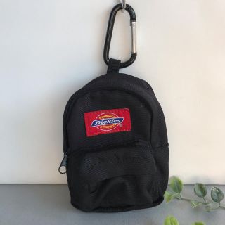 ディッキーズ(Dickies)のDickyies リュック型ミニポーチ カラビナ付き(ポーチ)