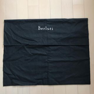 ベルルッティ(Berluti)のベルルッティ バック入れ 値下げ！(ビジネスバッグ)