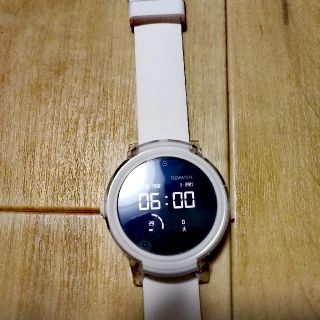 TicWatch E 　ホワイト　中古(腕時計(デジタル))