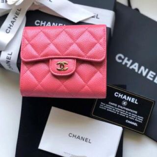 シャネル(CHANEL)の★2度使用★ CHANEL  シャネル マトラッセ レアピンク(財布)