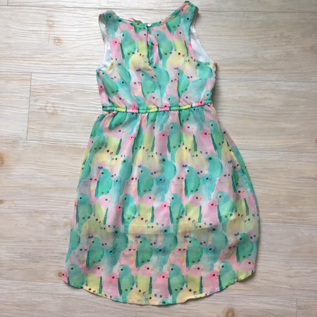 H&M(エイチアンドエム)のH&M キッズ/ベビー/マタニティのキッズ服女の子用(90cm~)(ワンピース)の商品写真