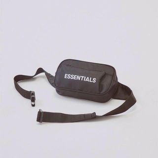 フィアオブゴッド(FEAR OF GOD)のessentials ショルダーバック(ボディーバッグ)