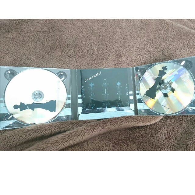 送料無料 安室奈美恵 「checkmate!」CD、DVD2枚組 エンタメ/ホビーのCD(ポップス/ロック(邦楽))の商品写真