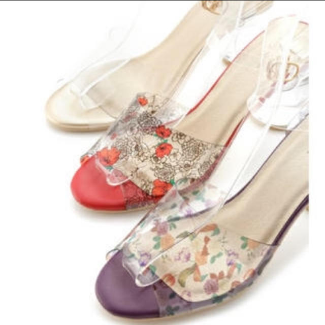 Lily Brown(リリーブラウン)のlilybrownクリアサンダル レディースの靴/シューズ(サンダル)の商品写真