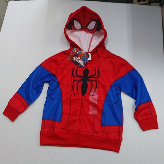 MARVEL(マーベル)のキッズ パーカー(スパイダーマン) キッズ/ベビー/マタニティのキッズ服男の子用(90cm~)(ジャケット/上着)の商品写真