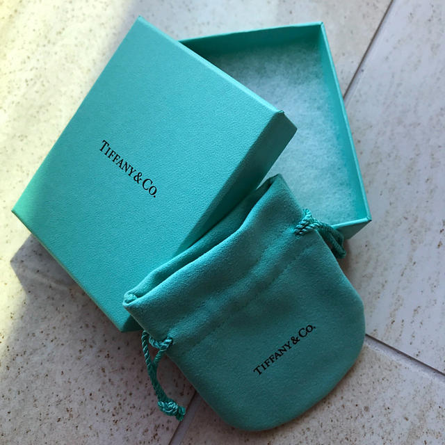 Tiffany & Co.(ティファニー)のTiffany ティファニー 空箱 ジュエリーケース レディースのバッグ(ショップ袋)の商品写真