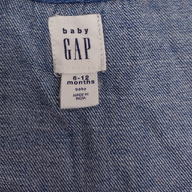 babyGAP(ベビーギャップ)のGAP  ワンピース  デニム ドット柄 70センチ キッズ/ベビー/マタニティのベビー服(~85cm)(ワンピース)の商品写真