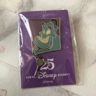 ディズニー(Disney)のジーニー25周年 記念バッジ(バッジ/ピンバッジ)