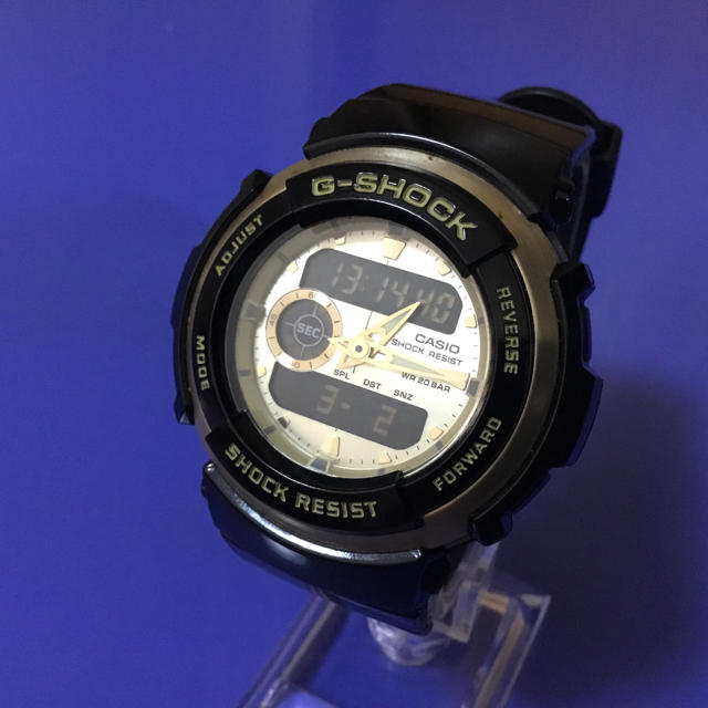 G-SHOCK(ジーショック)の★即日発送可能！★美品 G-SHOCK G-300G メンズの時計(腕時計(デジタル))の商品写真