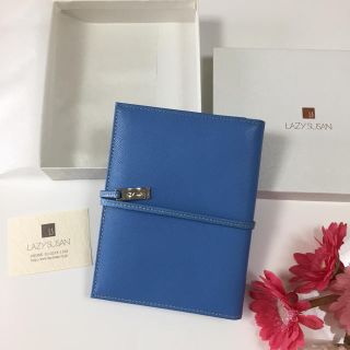 レイジースーザン(LAZY SUSAN)のレイジースーザン♡新品♡パスポートケース   旅行  小物入れ(旅行用品)