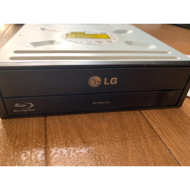 LG Electronics(エルジーエレクトロニクス)のブルーレイ内蔵型 LG製 Blu-rayディスクドライブ BH14NS48 スマホ/家電/カメラのPC/タブレット(PC周辺機器)の商品写真