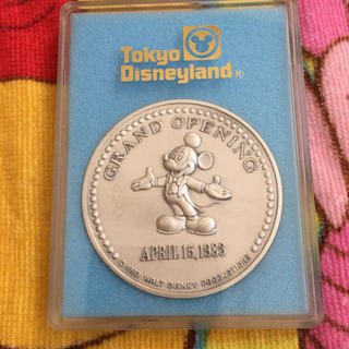 ディズニー(Disney)のディズニーランド開園記念メダル(ノベルティグッズ)