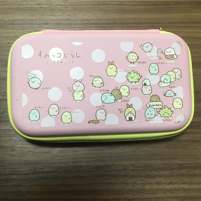 ニンテンドー2DS(ニンテンドー2DS)のニンテンドー 2DS LL用 すみっコぐらし  ハードけ エンタメ/ホビーのゲームソフト/ゲーム機本体(携帯用ゲーム機本体)の商品写真