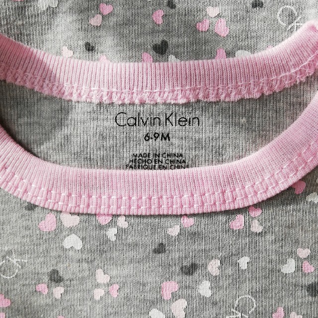 Calvin Klein(カルバンクライン)のカルバンクライン ロンパース キッズ/ベビー/マタニティのベビー服(~85cm)(ロンパース)の商品写真