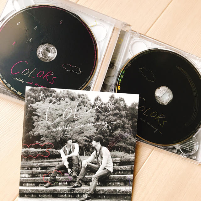 東方神起(トウホウシンキ)の「COLORS～Melody and Harmony～/Shelter」 エンタメ/ホビーのCD(ポップス/ロック(邦楽))の商品写真