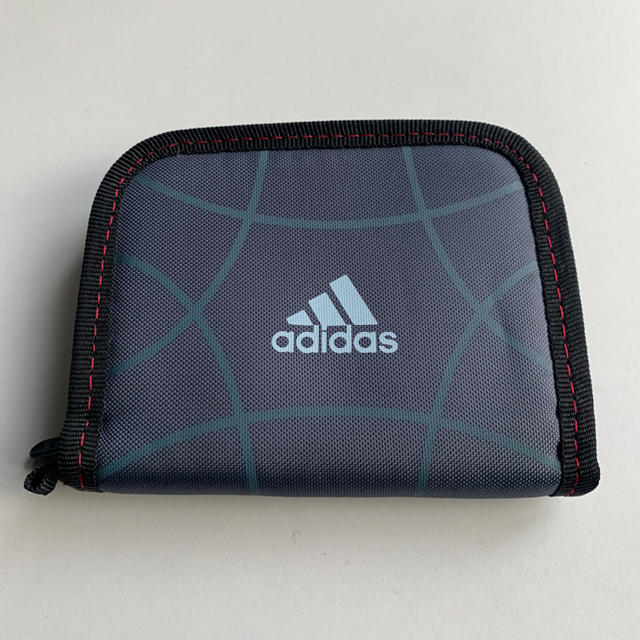 adidas(アディダス)のadidas 子ども用 財布 キッズ/ベビー/マタニティのこども用ファッション小物(財布)の商品写真