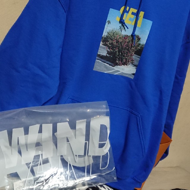 wind and sea  パーカー  店舗限定   希少 大幅値下げ