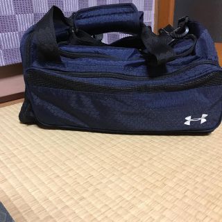 アンダーアーマー(UNDER ARMOUR)のアンダーアーマー スポーツバッグ  紺色  (ボストンバッグ)