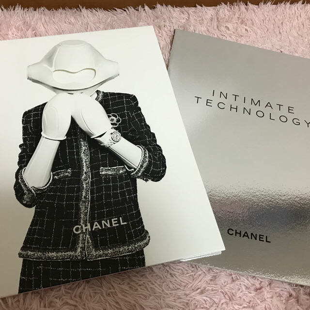 CHANEL - CHANELカタログの通販 by サクとも's shop値段交渉可｜シャネルならラクマ