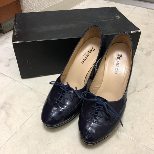 repetto エナメルパンプス