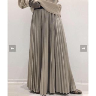 アパルトモンドゥーズィエムクラス(L'Appartement DEUXIEME CLASSE)のアパルトモン  NEW PLEATS SKIRT(ロングスカート)