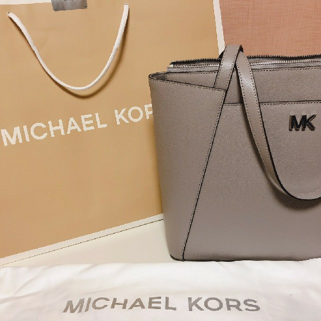 Michael Kors(マイケルコース)のマイケルコース レディースのバッグ(ハンドバッグ)の商品写真
