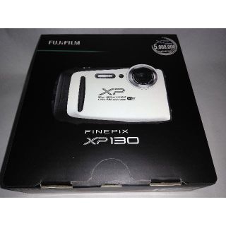 フジフイルム(富士フイルム)の新品/送料無料/FUJIFILM FinePix XP130 20ｍ防水ホワイト(コンパクトデジタルカメラ)