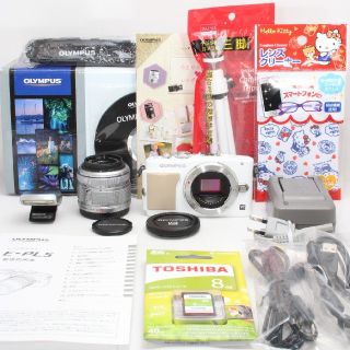 OLYMPUS - ❤自撮りもできる可愛いホワイトカメラでミラーレス入門