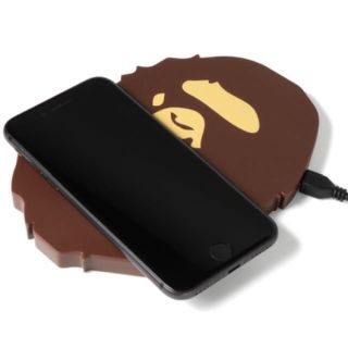 アベイシングエイプ(A BATHING APE)のBape Wireless Charger ワイヤレス充電器(バッテリー/充電器)