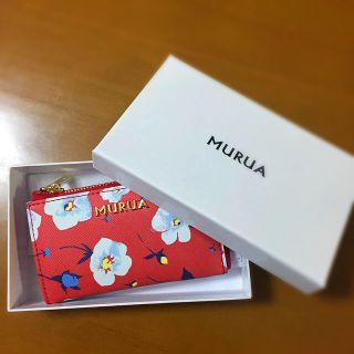 ムルーア(MURUA)のMURUA キーケース 赤 花柄 新品未使用品(キーケース)