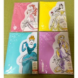 Disney ディズニー プリンセス クリアブック4冊の通販 ラクマ