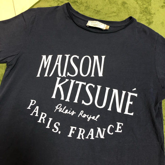 MAISON KITSUNE'(メゾンキツネ)のMAISON KITSUNE ロゴTシャツ レディースのトップス(Tシャツ(半袖/袖なし))の商品写真