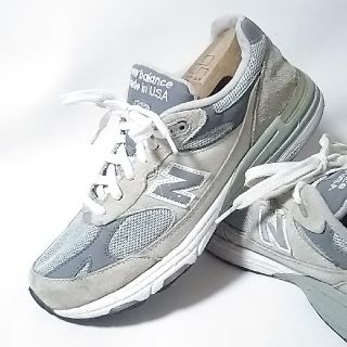 ニューバランス(New Balance)の
希少アメリカ製ビンテージ！ニューバランス993高級スニーカー灰銀！


(スニーカー)