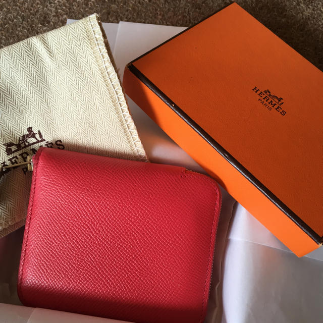 今年も話題の Hermes - ローズエクストリーム シルクインコンパクト